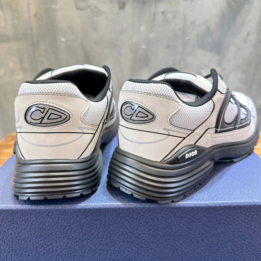 DIOR SNEAKER