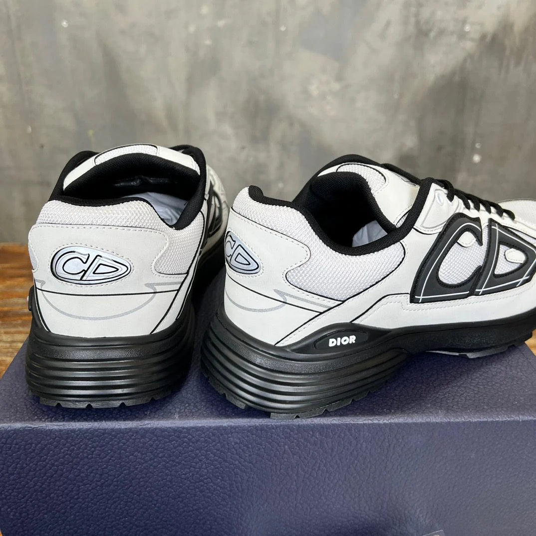 DIOR SNEAKER