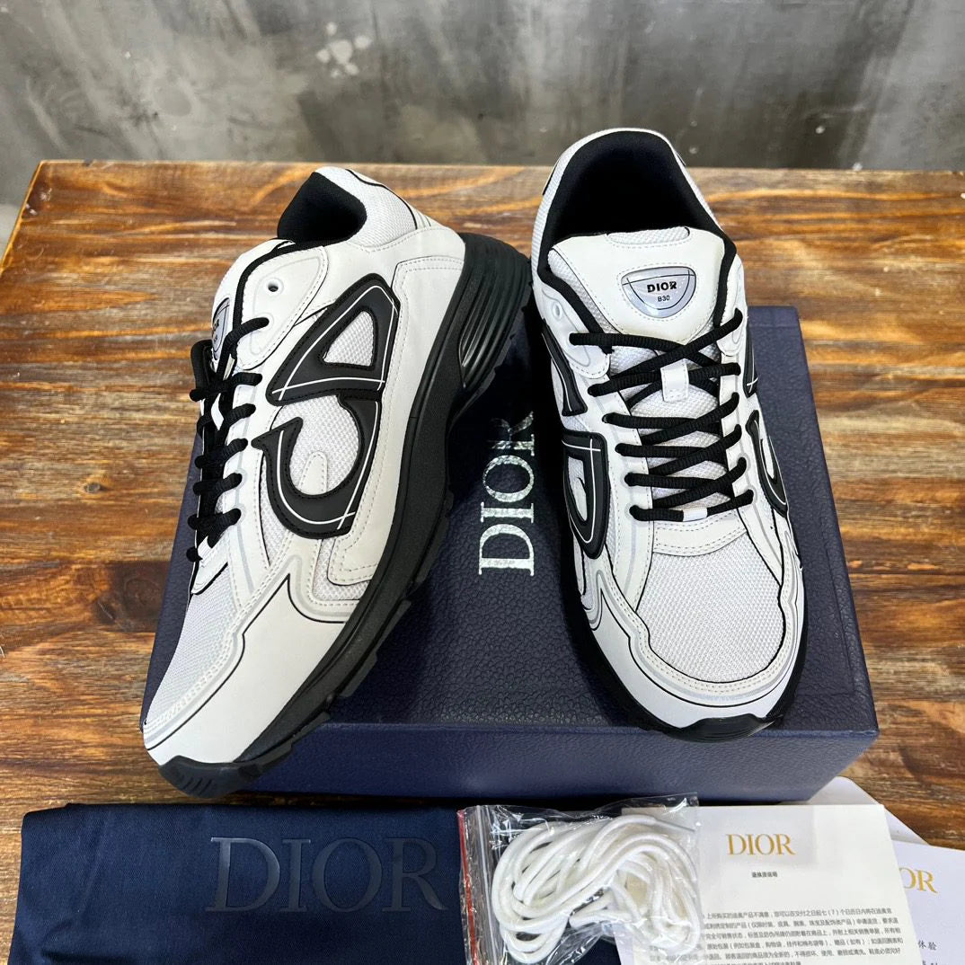 DIOR SNEAKER