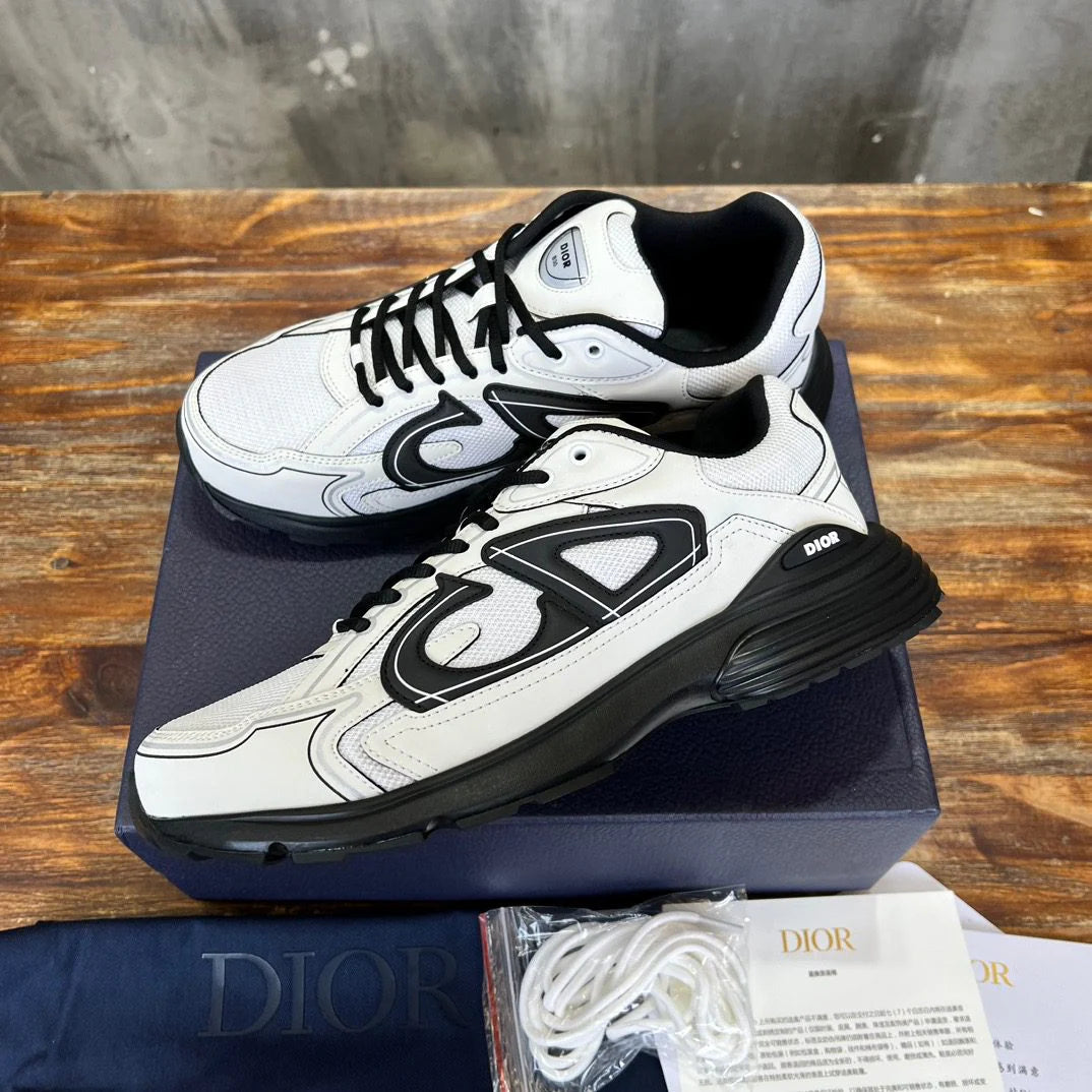 DIOR SNEAKER