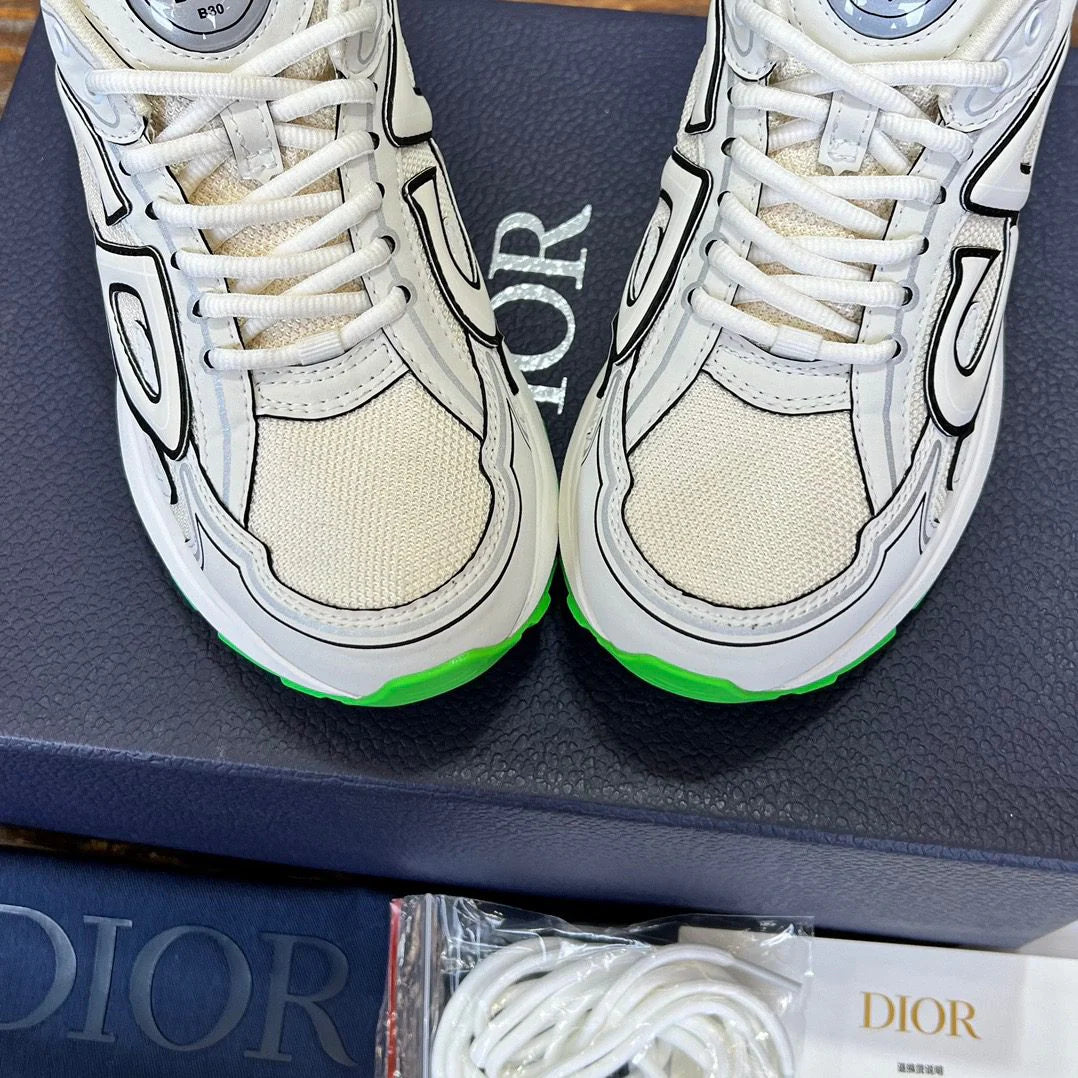 DIOR SNEAKER