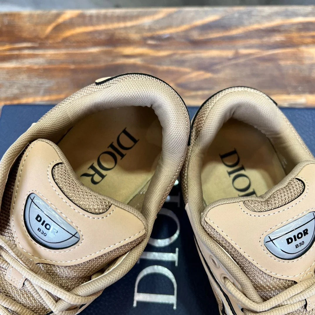 DIOR SNEAKER