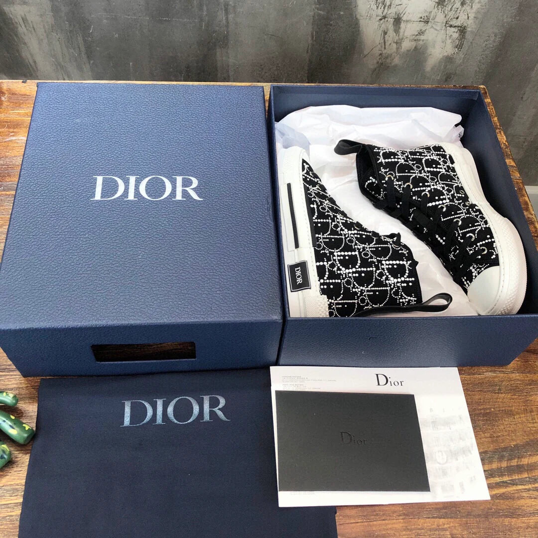 DIOR SNEAKER