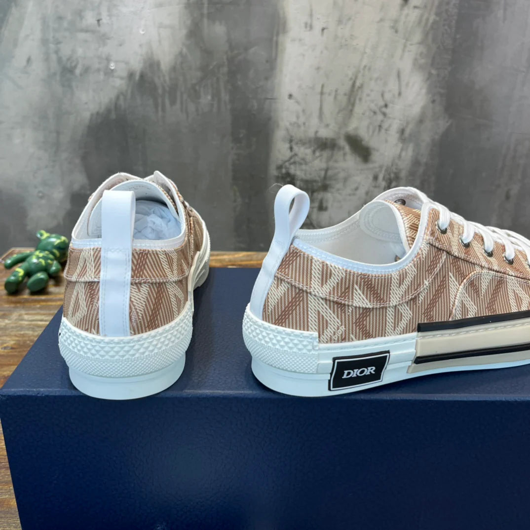 DIOR SNEAKER