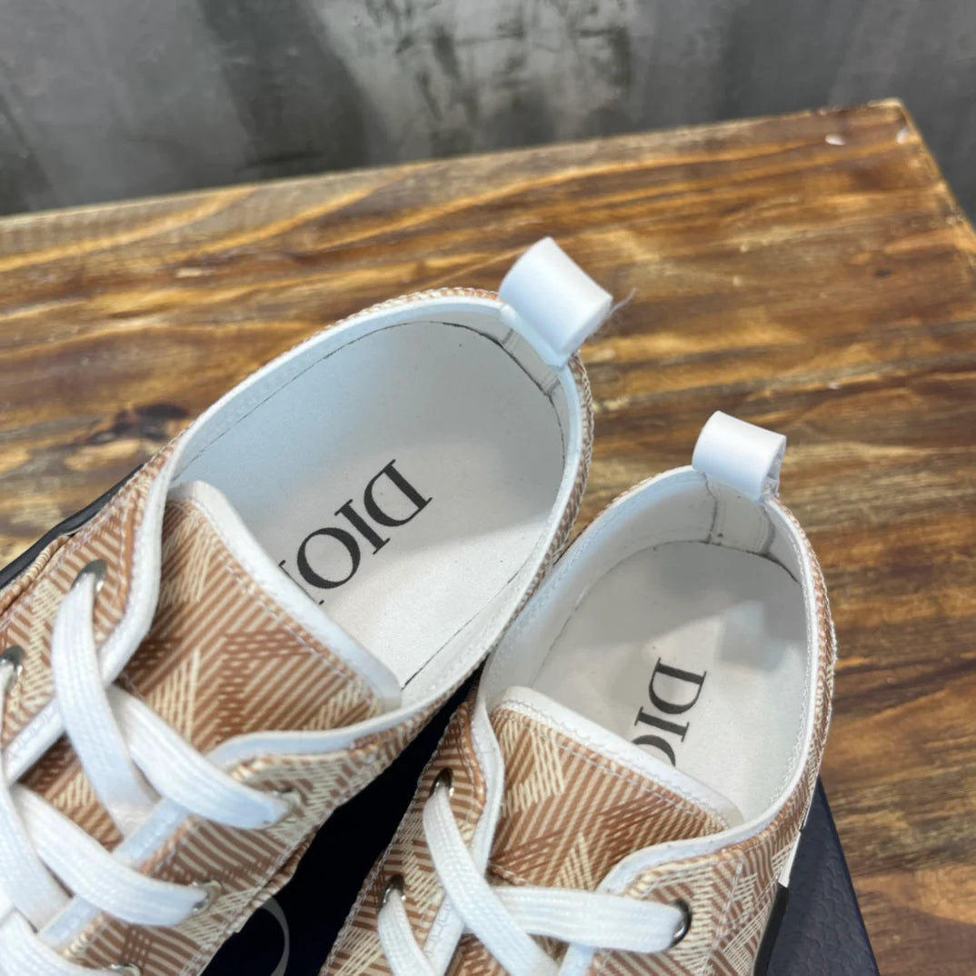 DIOR SNEAKER