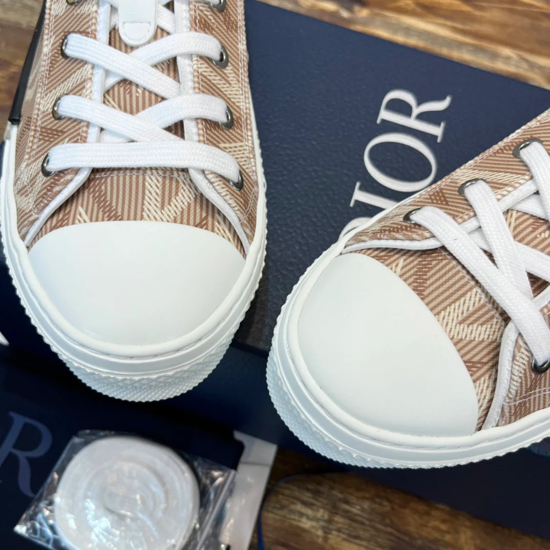 DIOR SNEAKER