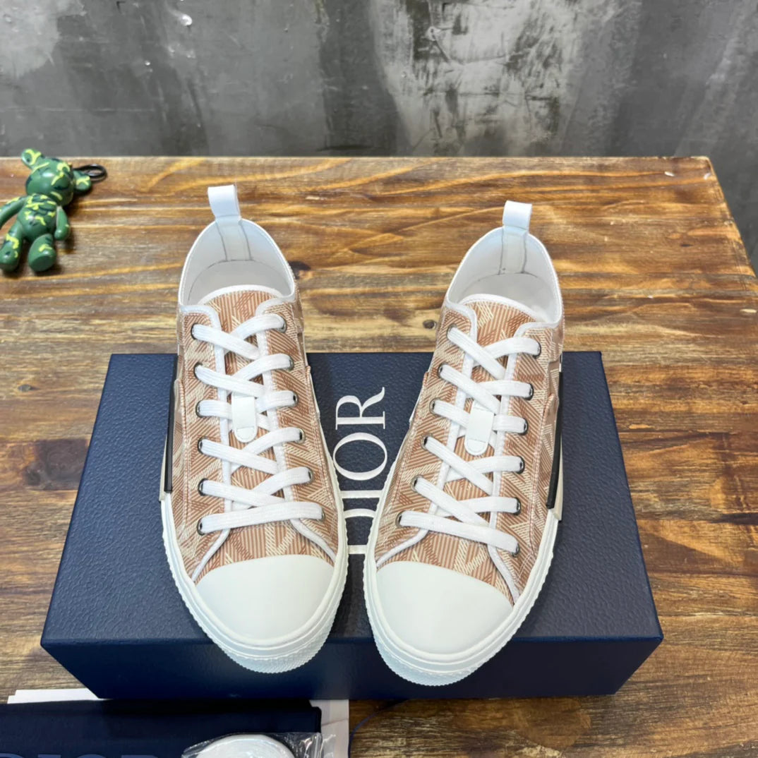 DIOR SNEAKER