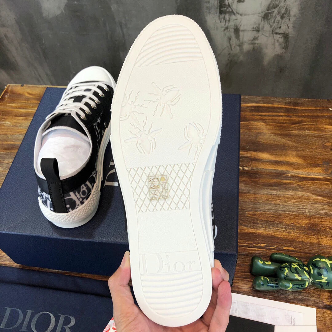 DIOR SNEAKER