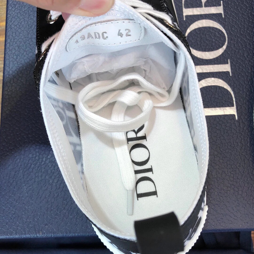 DIOR SNEAKER