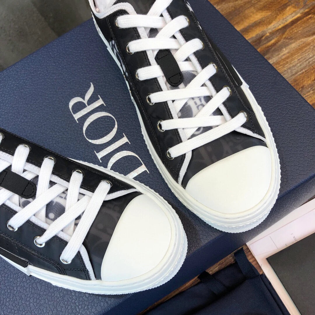 DIOR SNEAKER