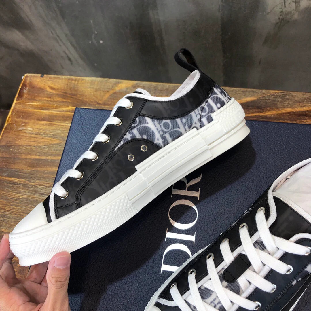 DIOR SNEAKER