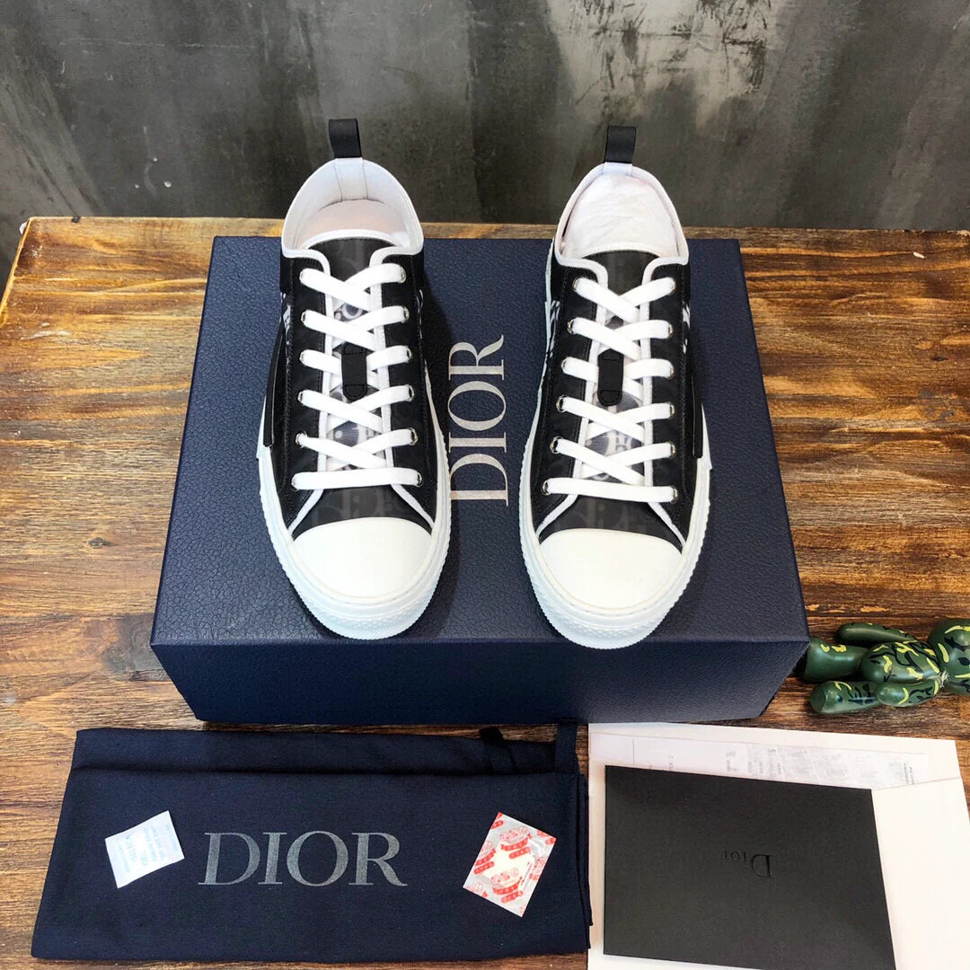 DIOR SNEAKER