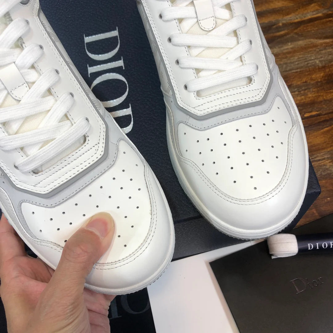 DIOR SNEAKER