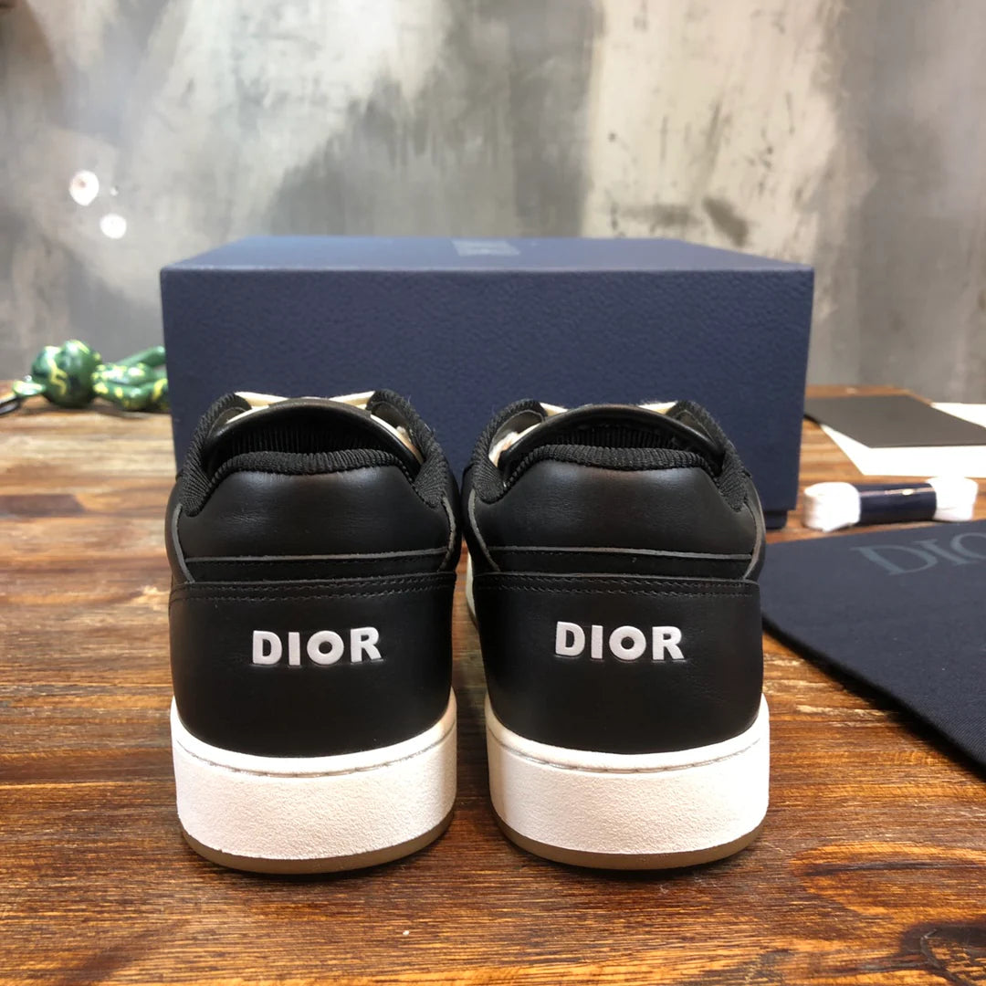 DIOR SNEAKER
