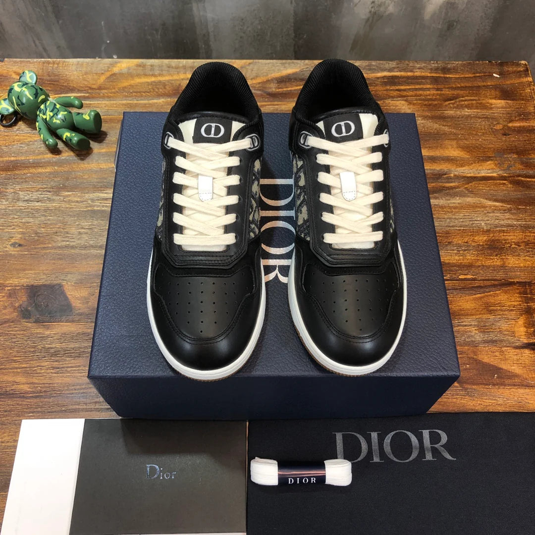 DIOR SNEAKER