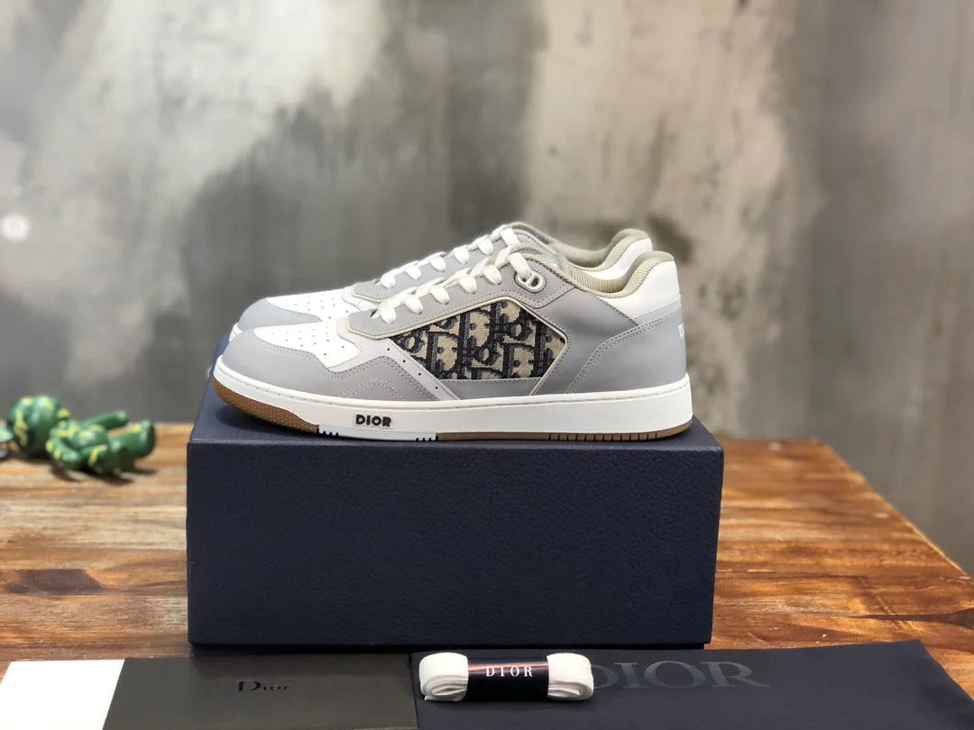 DIOR SNEAKER