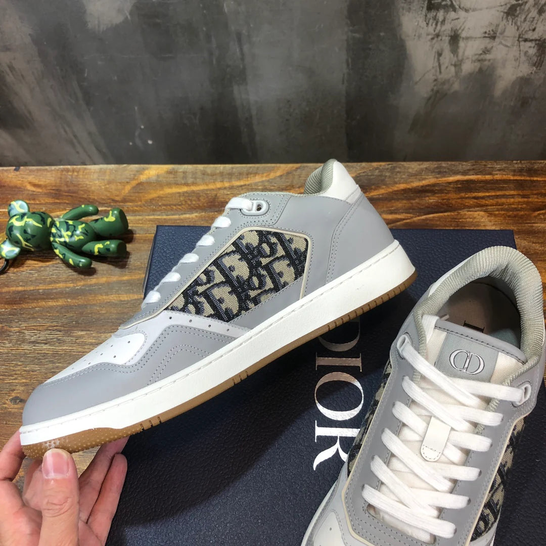 DIOR SNEAKER