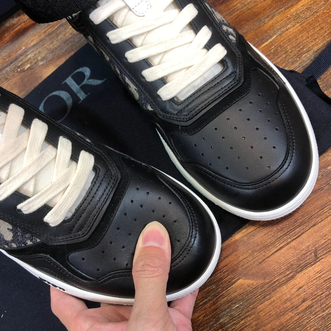 DIOR SNEAKER