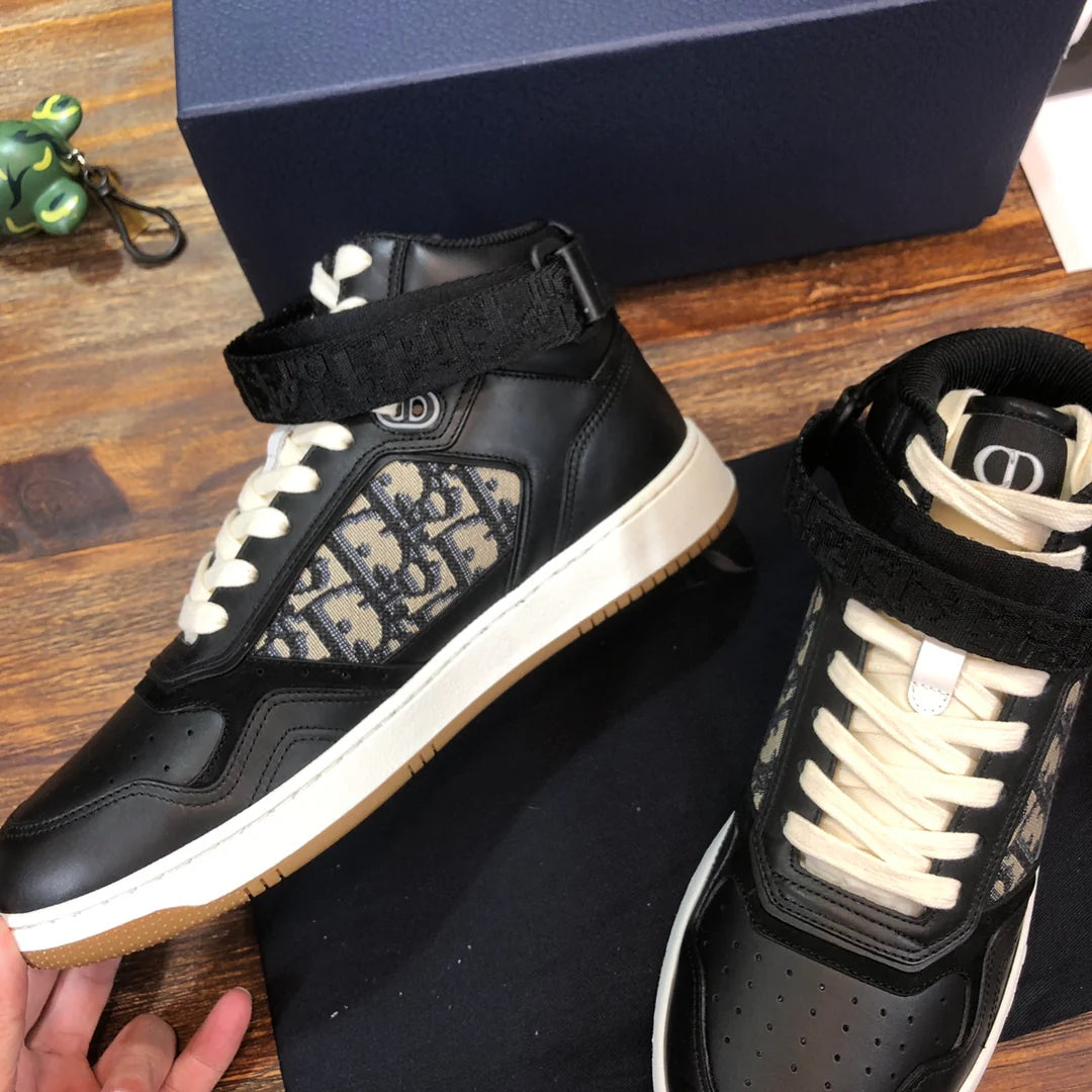 DIOR SNEAKER