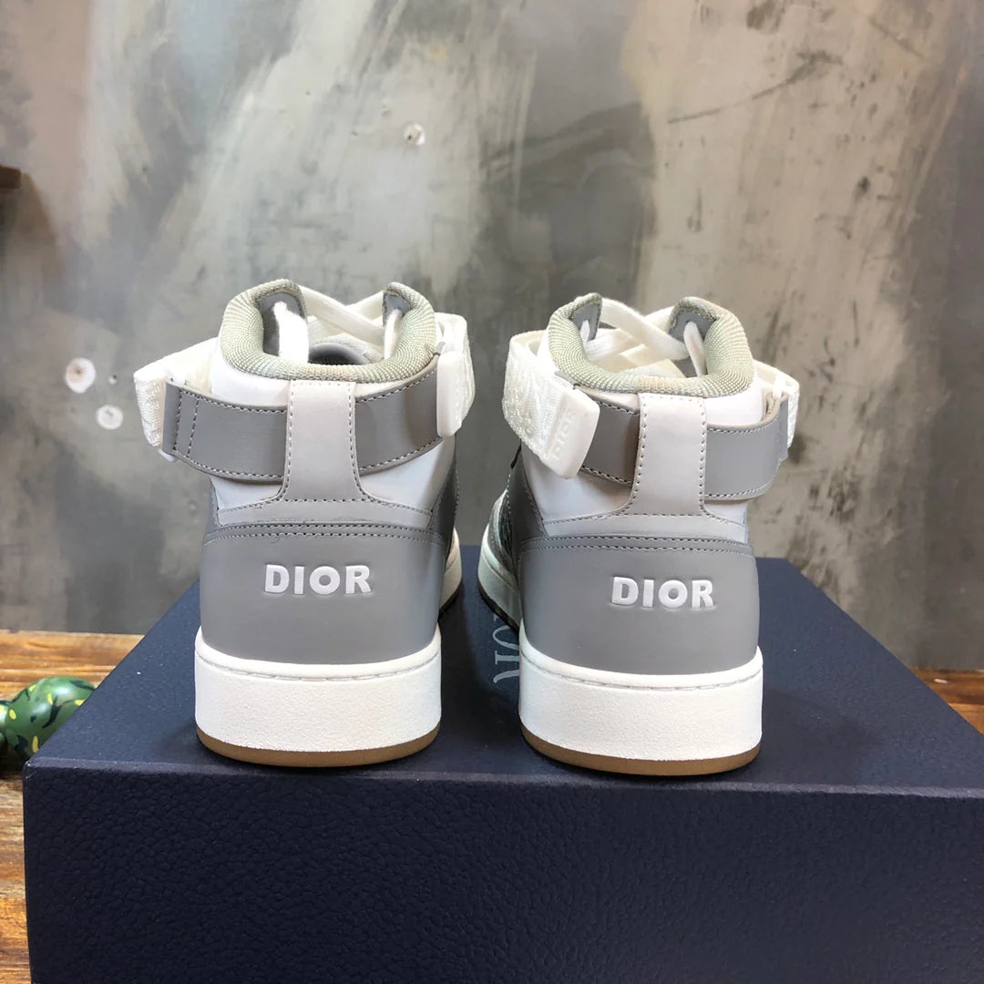 DIOR SNEAKER