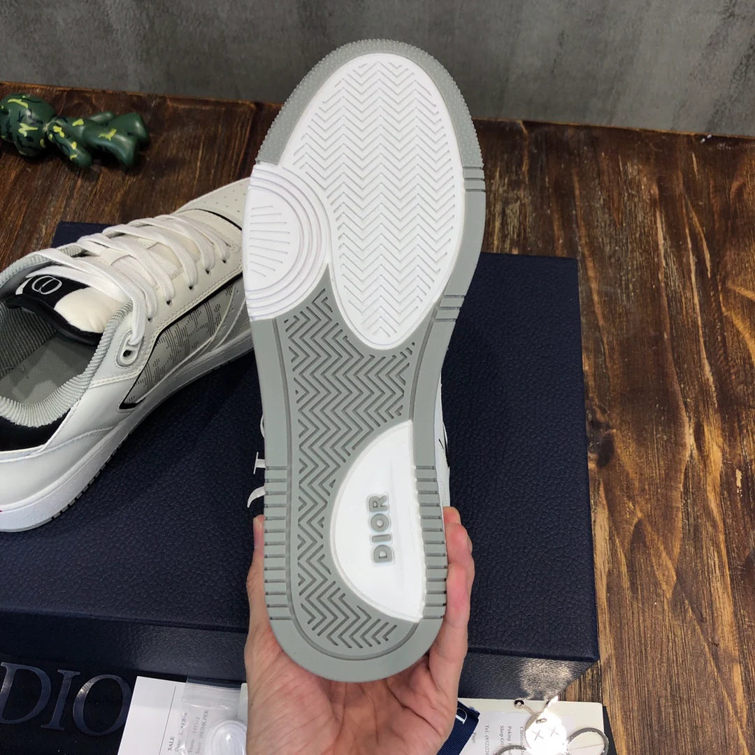 DIOR SNEAKER