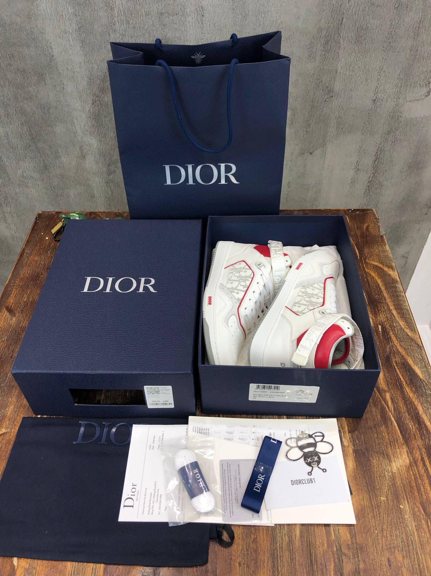 DIOR SNEAKER