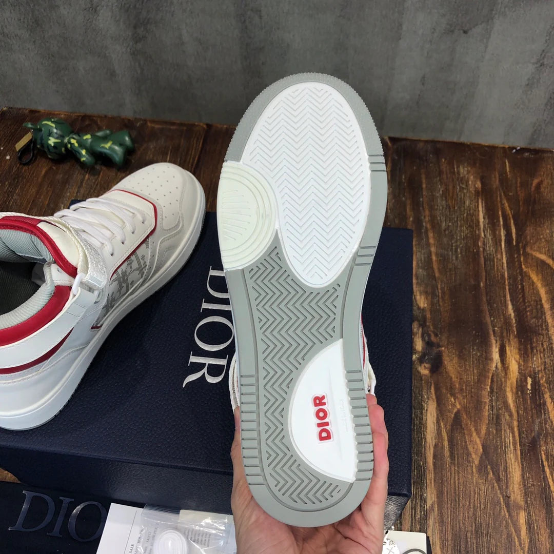 DIOR SNEAKER