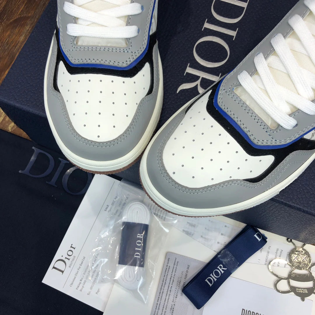DIOR SNEAKER