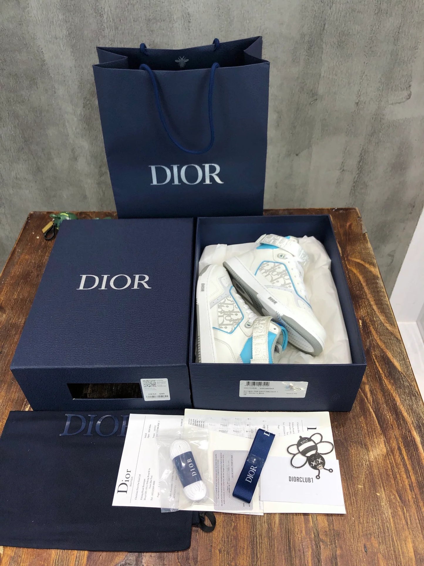 DIOR SNEAKER