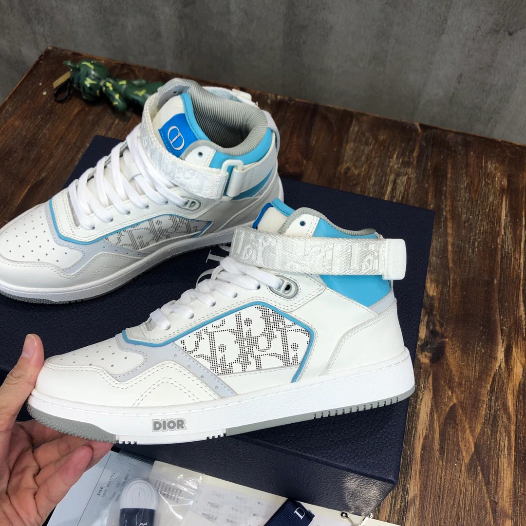 DIOR SNEAKER