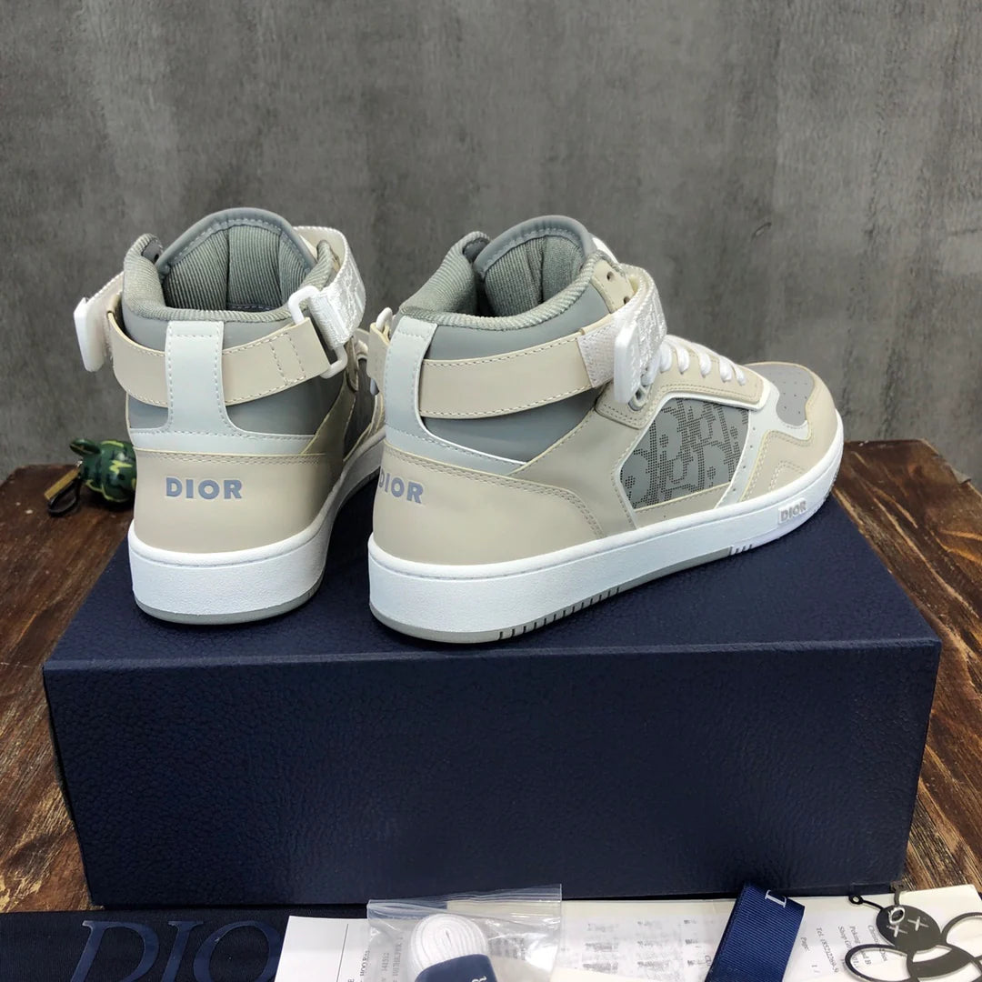 DIOR SNEAKER