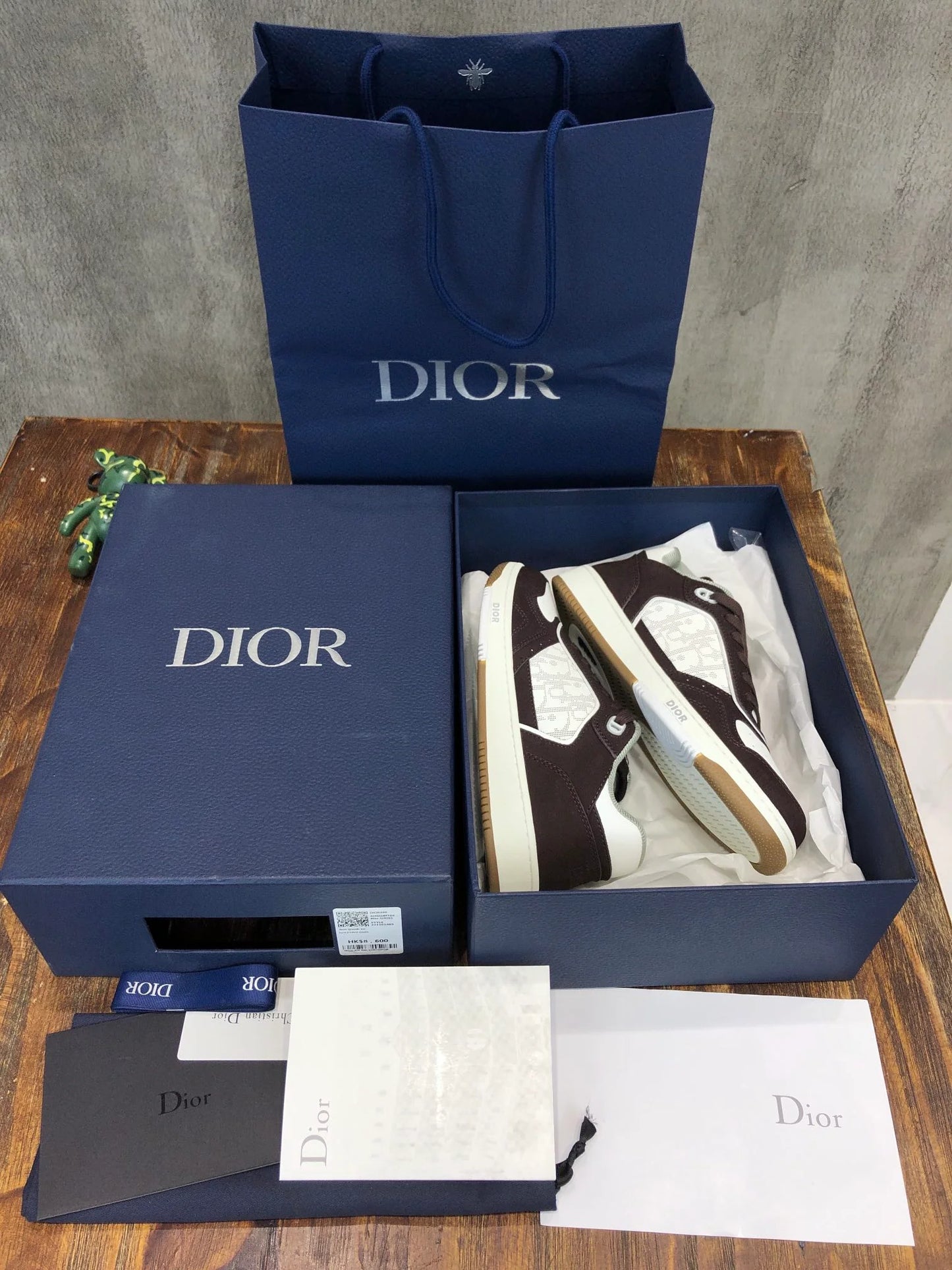 DIOR SNEAKER