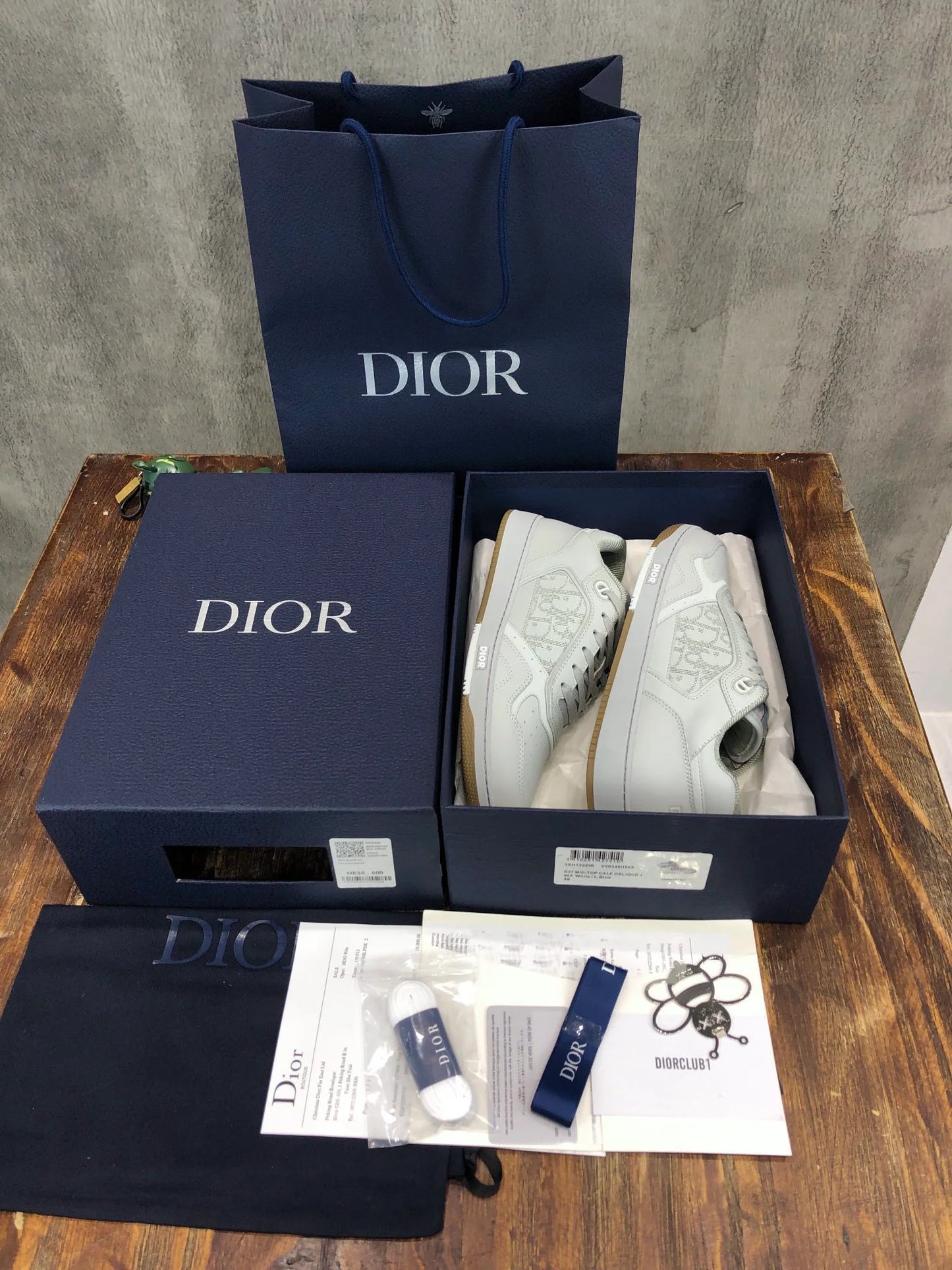 DIOR SNEAKER