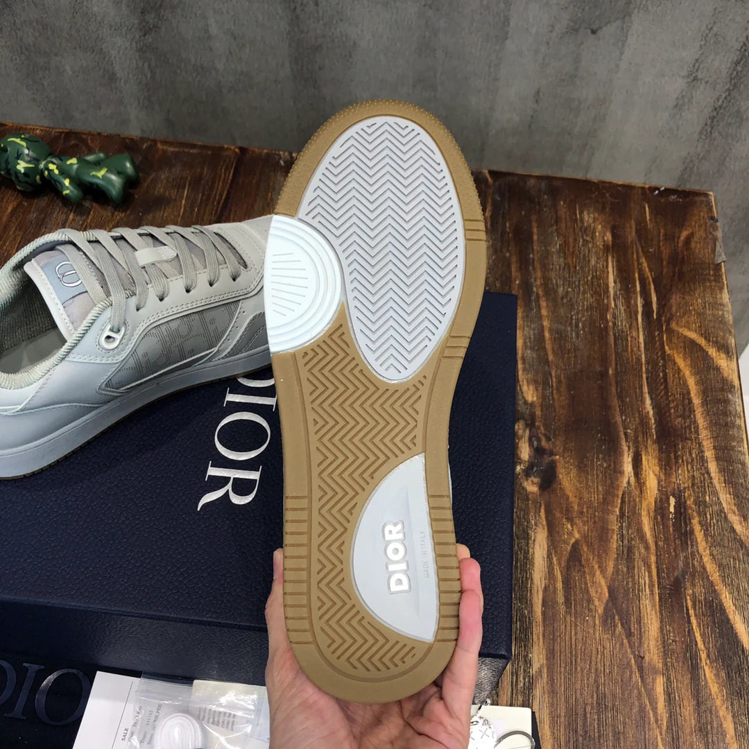 DIOR SNEAKER