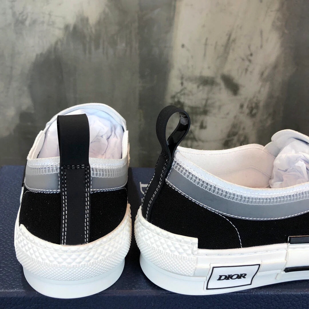 DIOR SNEAKER