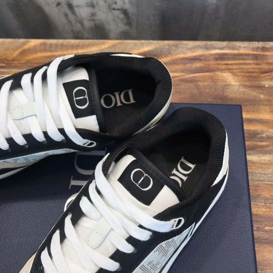 DIOR SNEAKER
