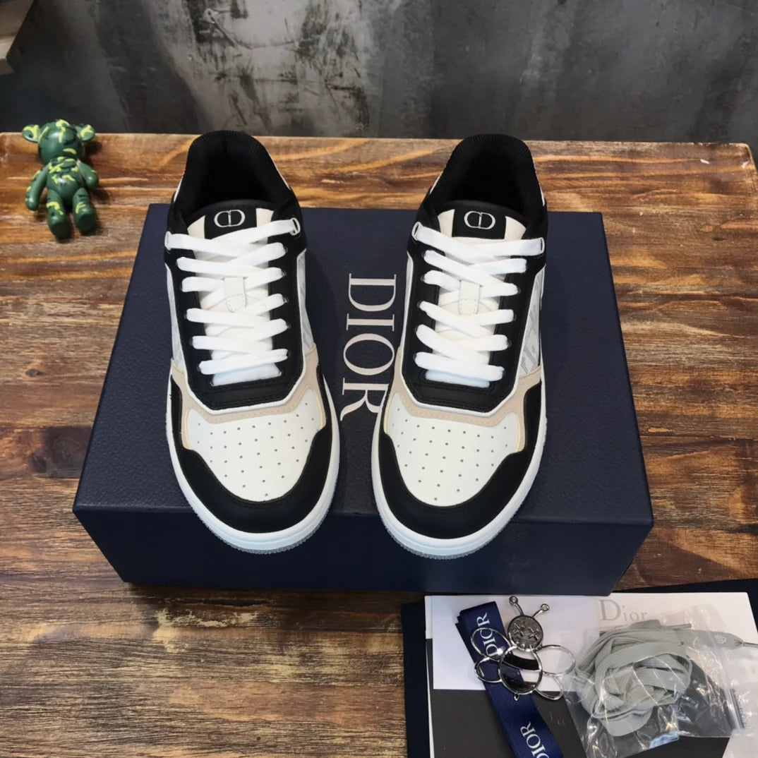 DIOR SNEAKER