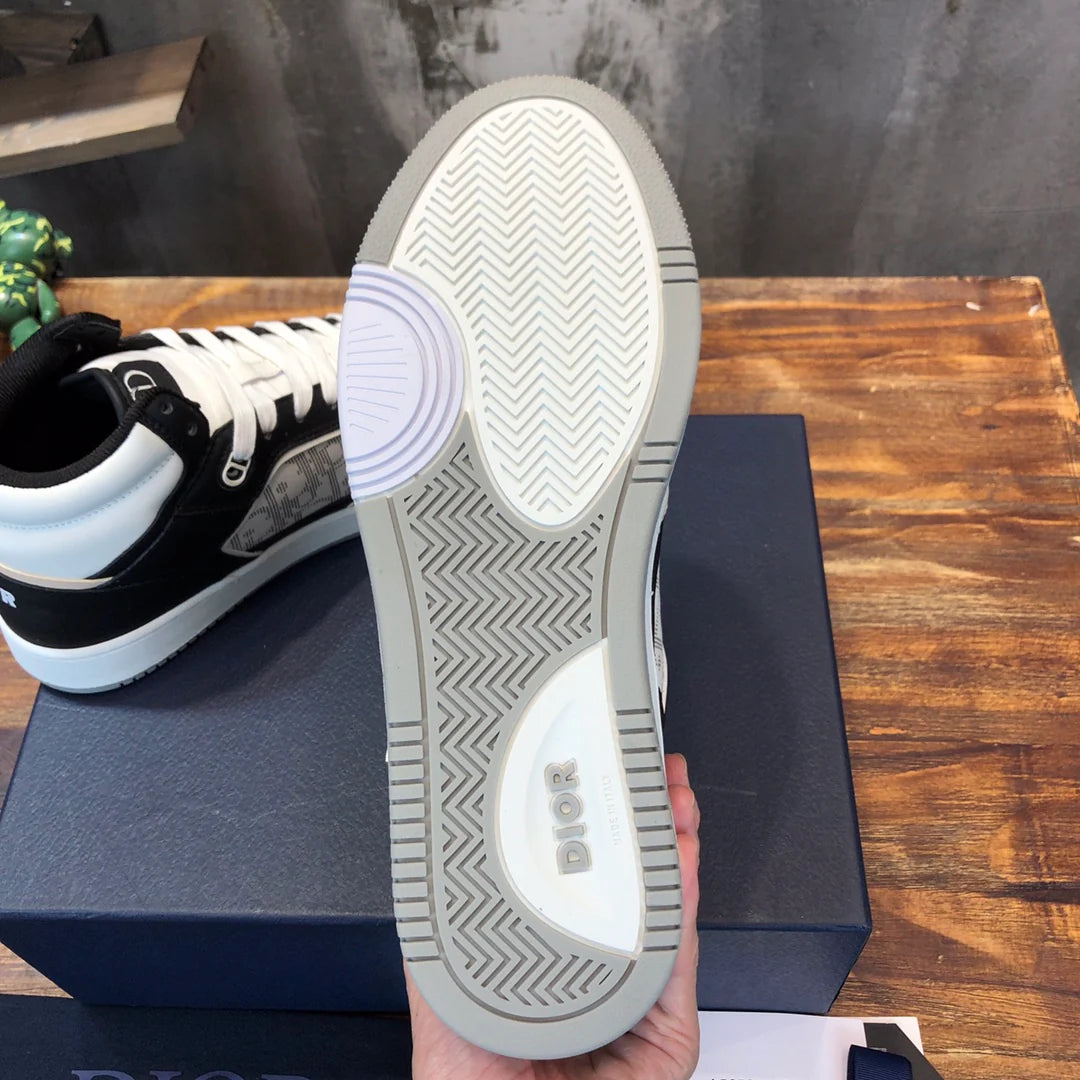 DIOR SNEAKER
