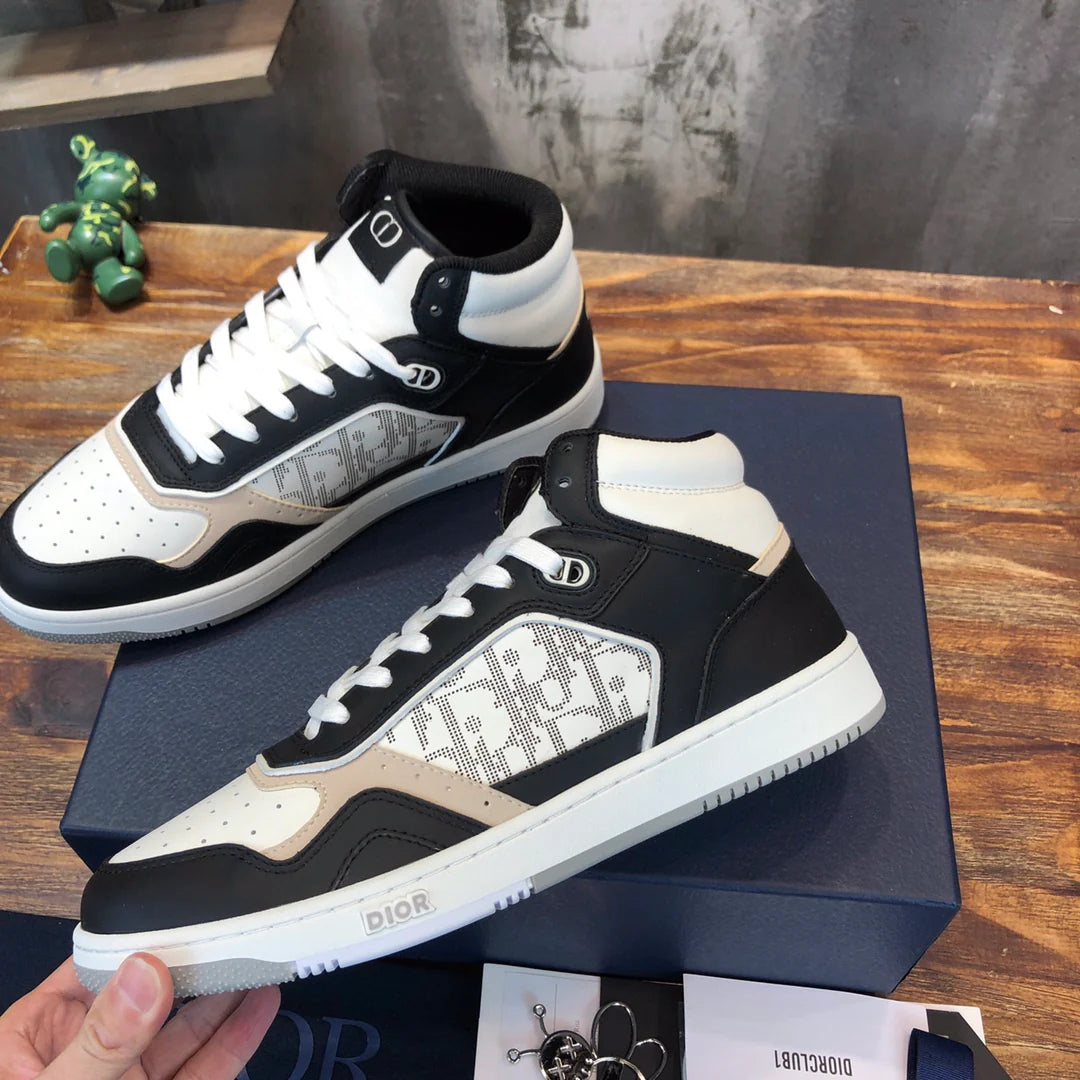 DIOR SNEAKER