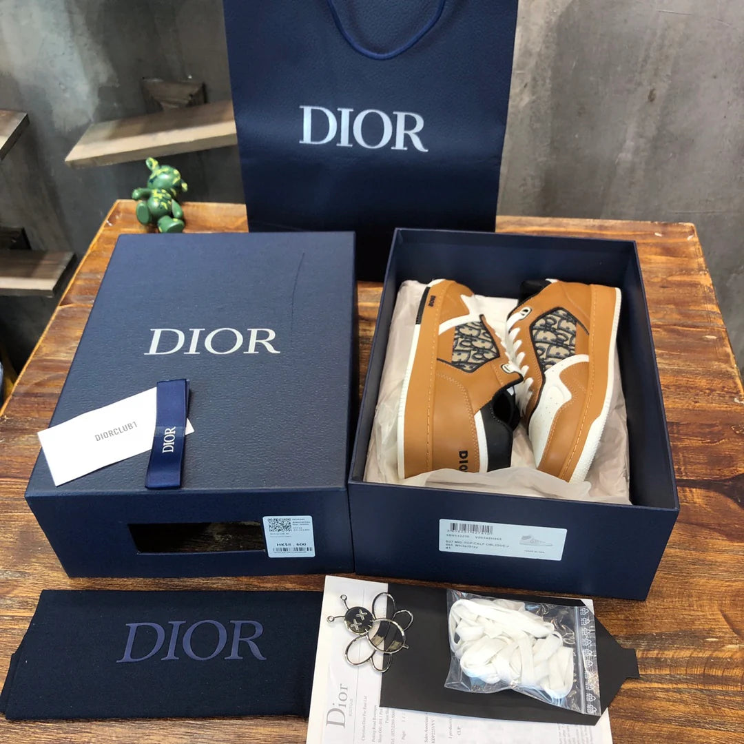 DIOR SNEAKER