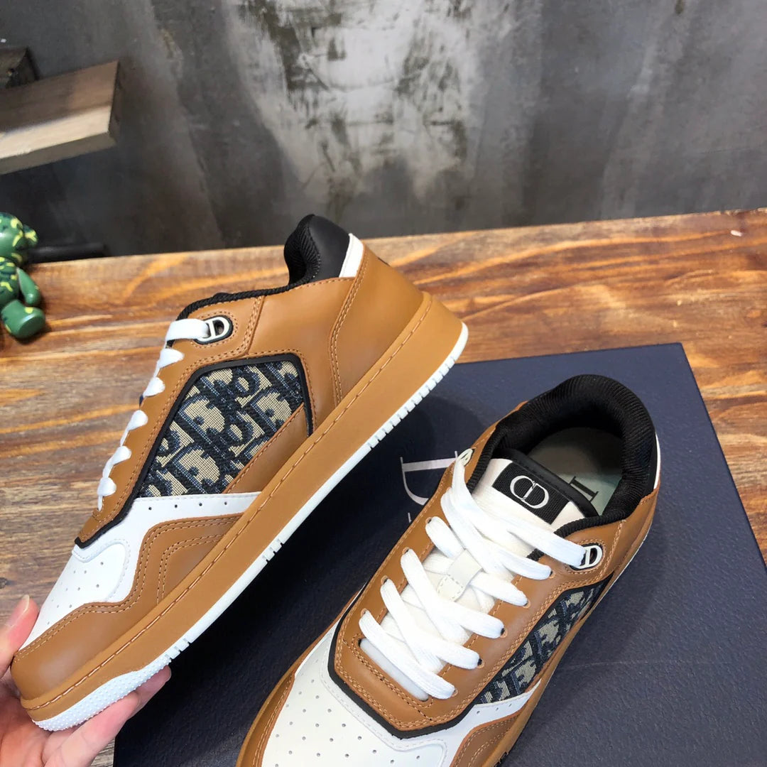 DIOR SNEAKER
