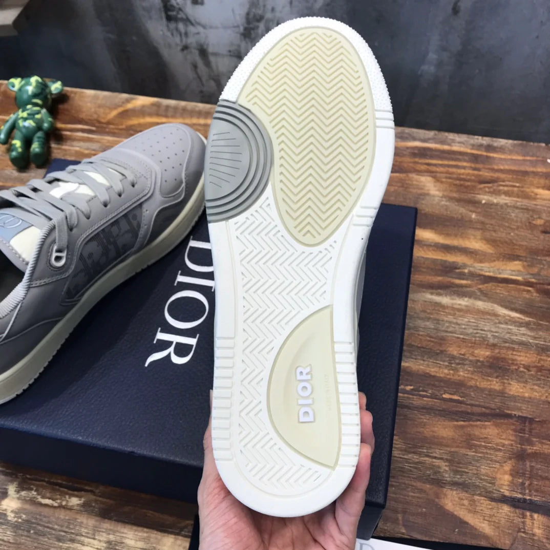 DIOR SNEAKER