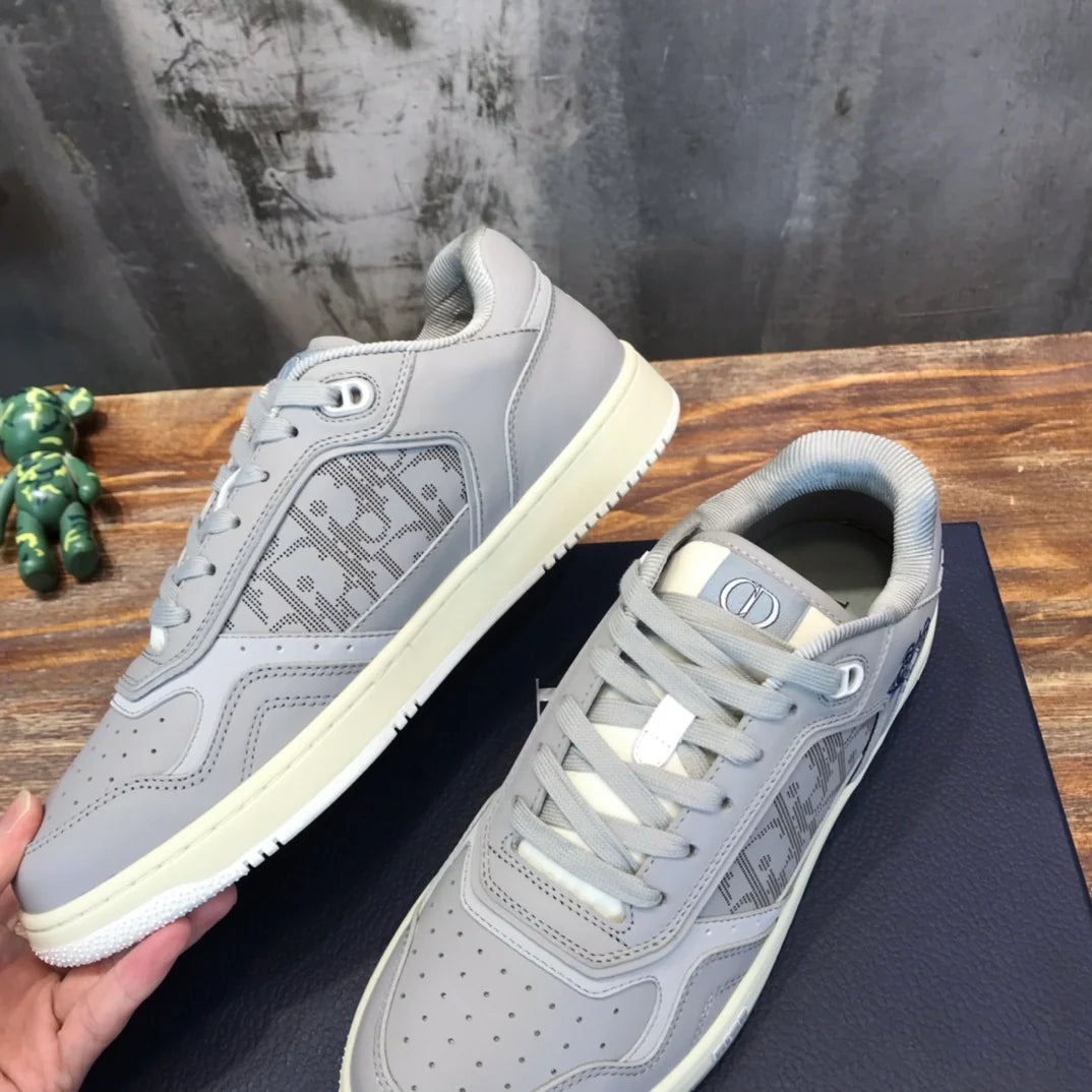 DIOR SNEAKER