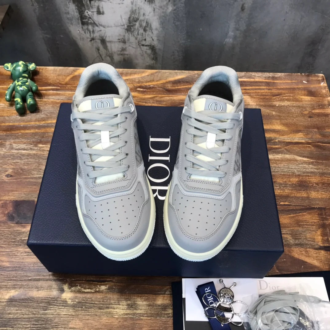 DIOR SNEAKER