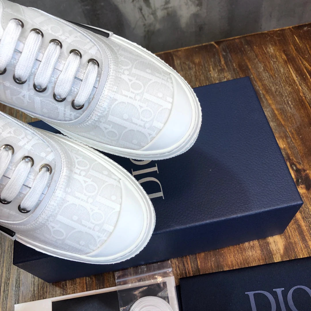 DIOR SNEAKER