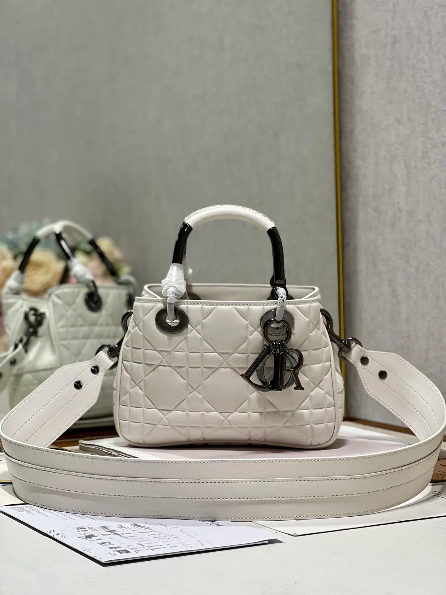 DIOR THE LADY 95 22 BAG