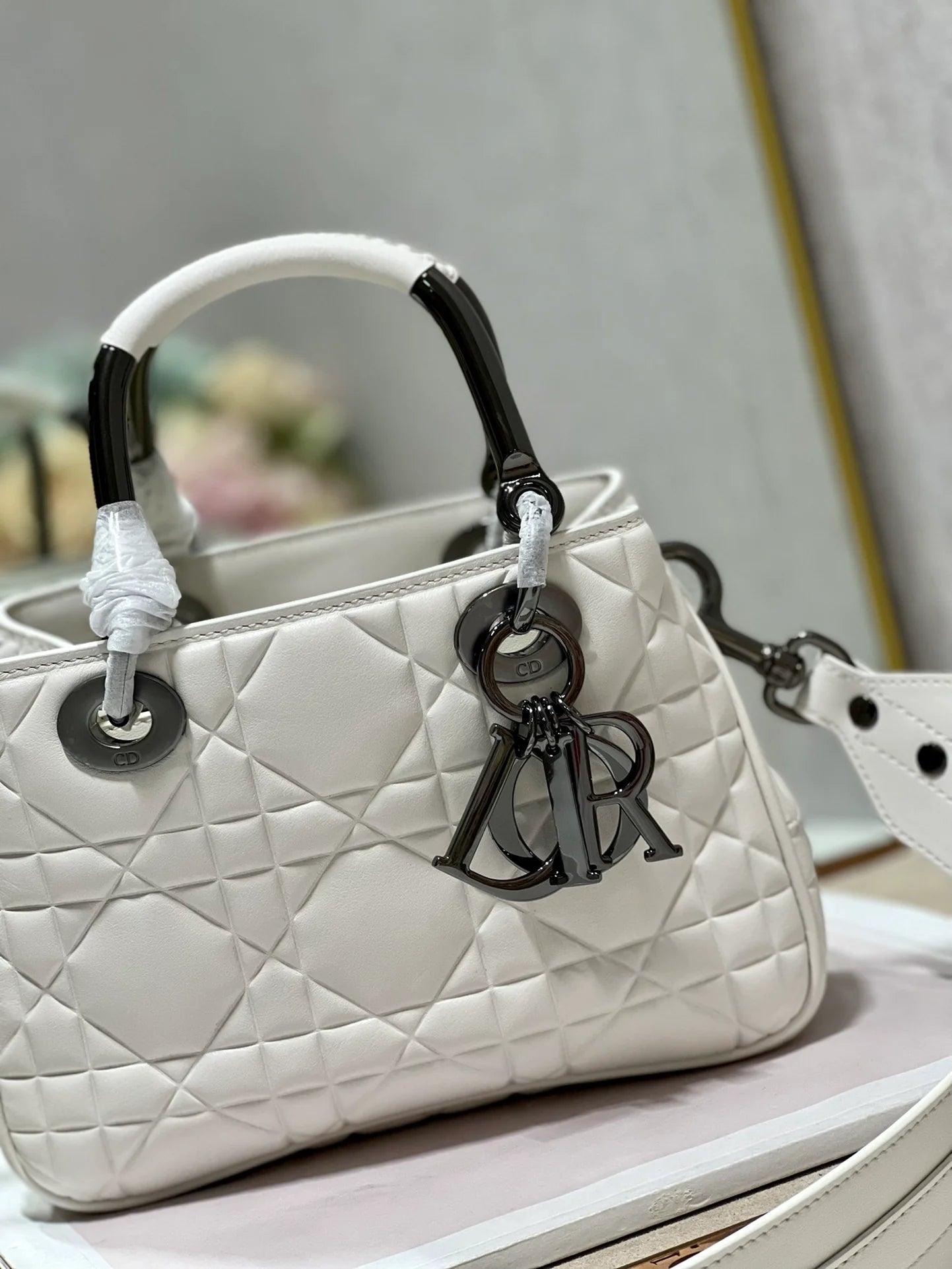 DIOR THE LADY 95 22 BAG
