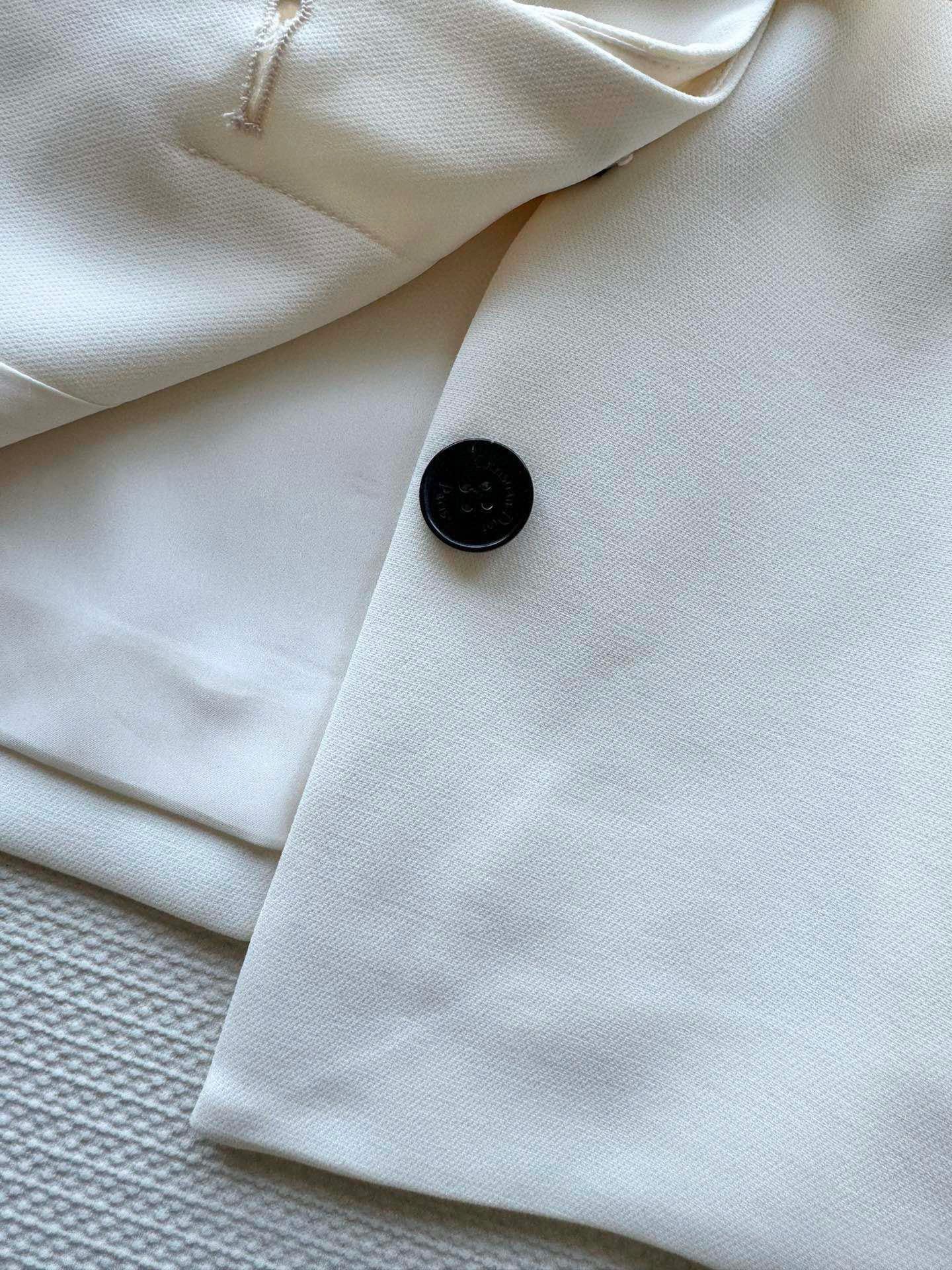 DIOR TOPS