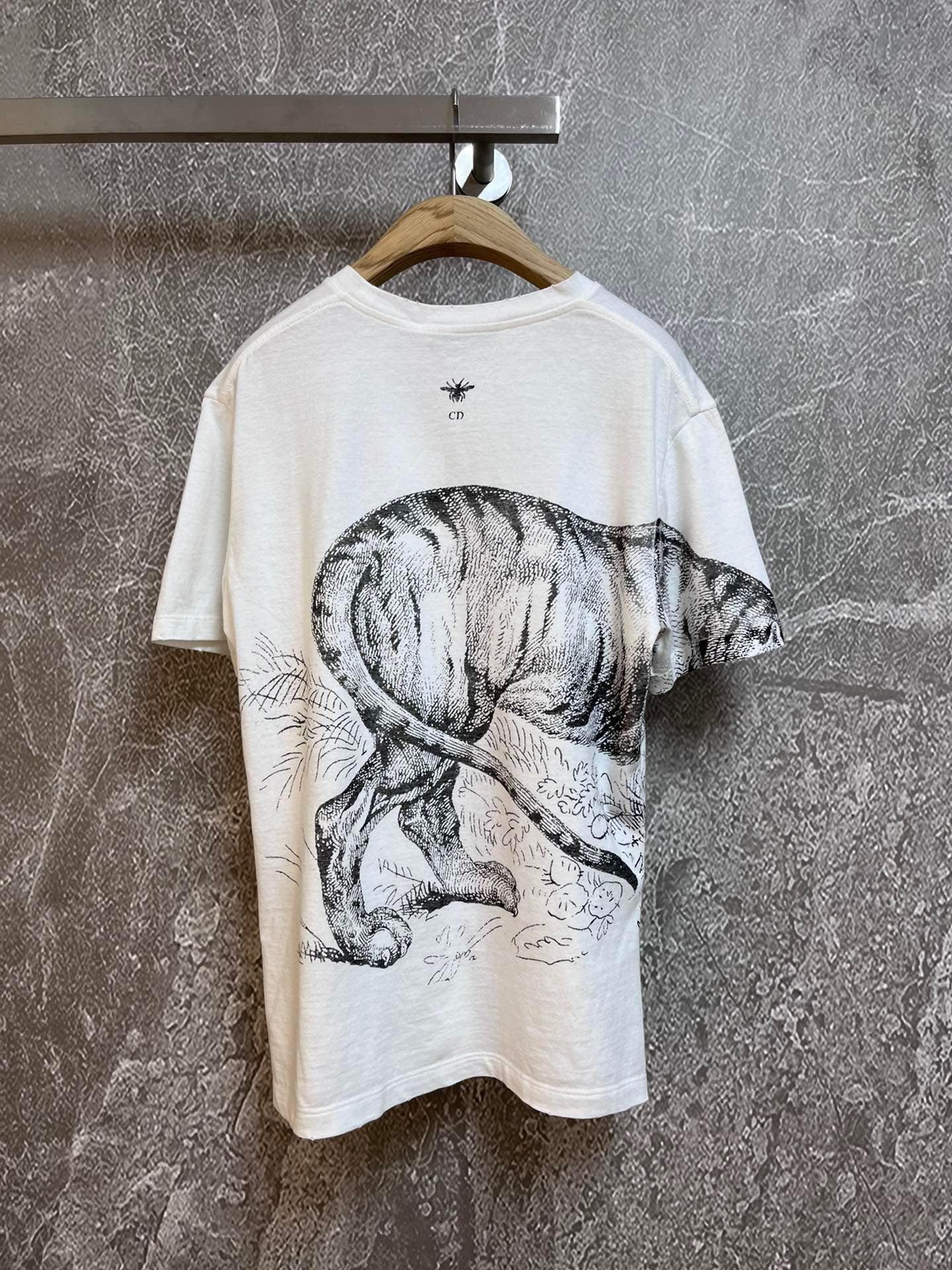 DIOR TOPS