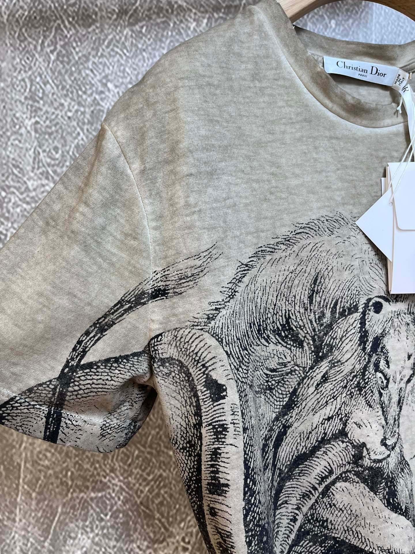 DIOR TOPS